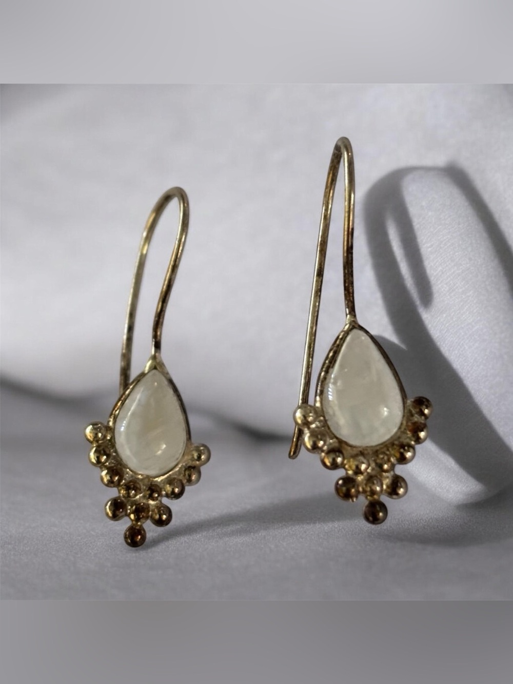 Silver Mother of Pearl Earrings